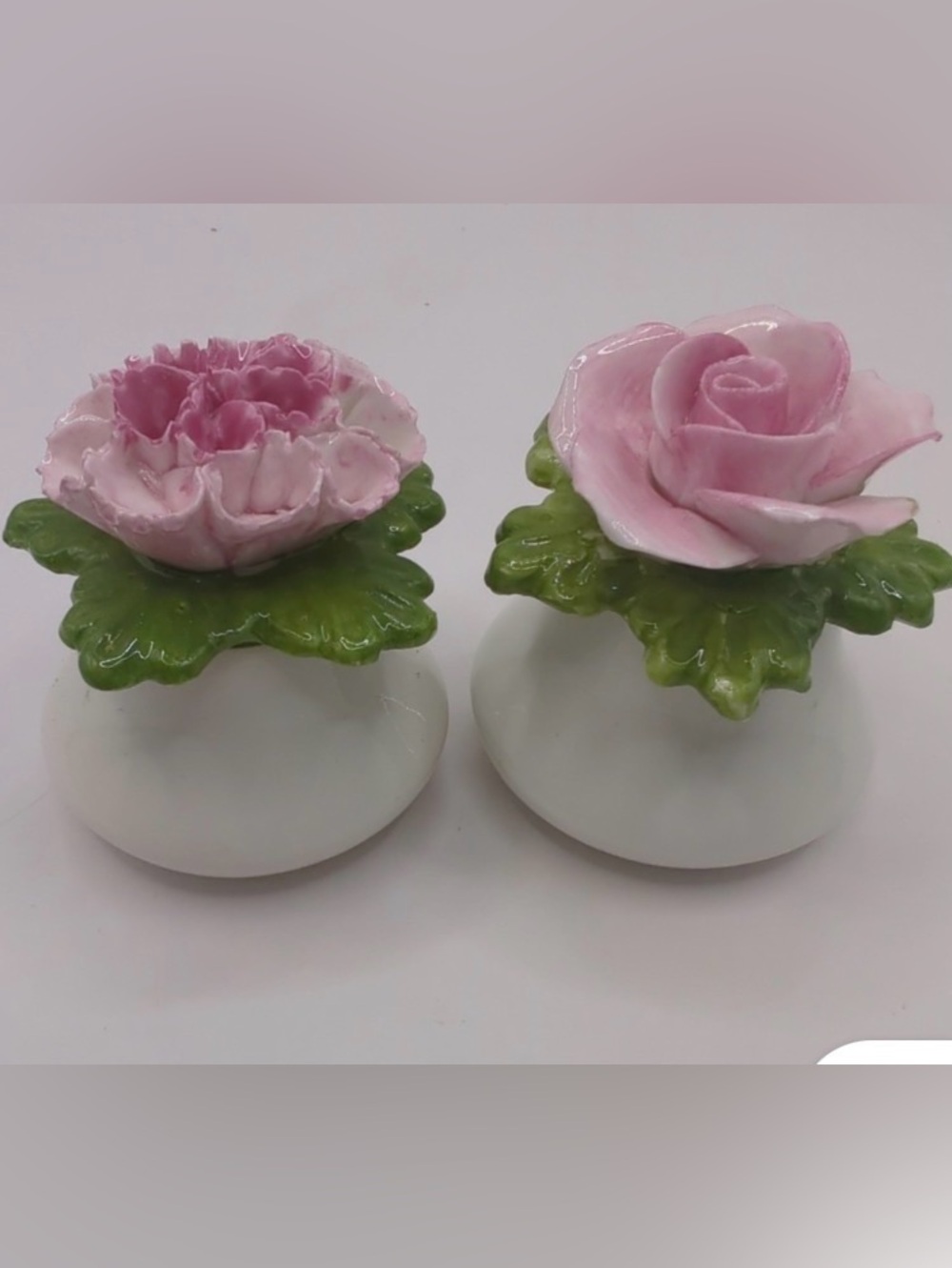 Aynsley England fine bone china salt and pepper shakers
Vintage
